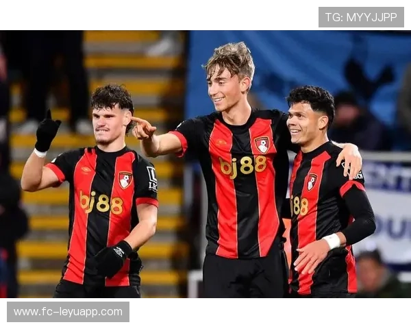 利物浦客场大胜伯恩茅斯，取得连胜，利物浦与伯恩利的比分预测