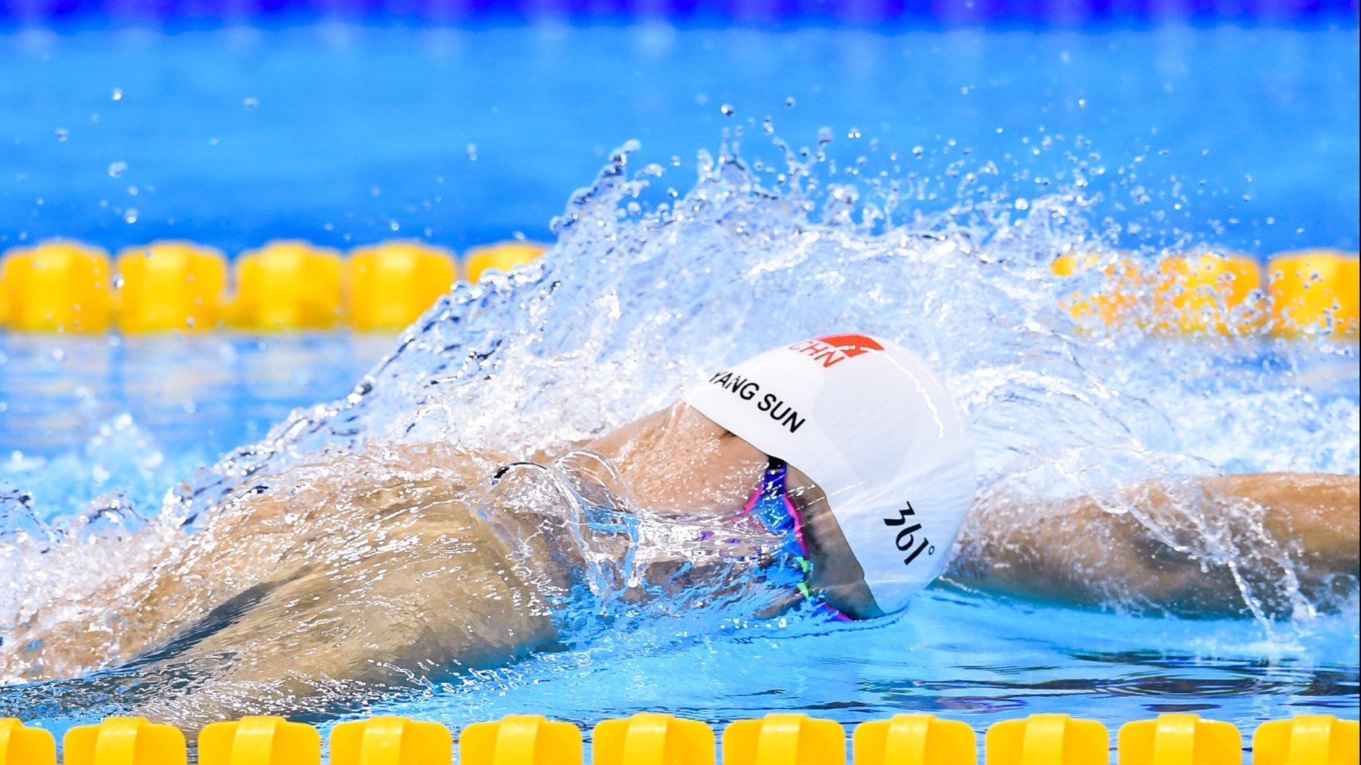 世界U18田径锦标赛中国少年破纪录，u18田径比赛